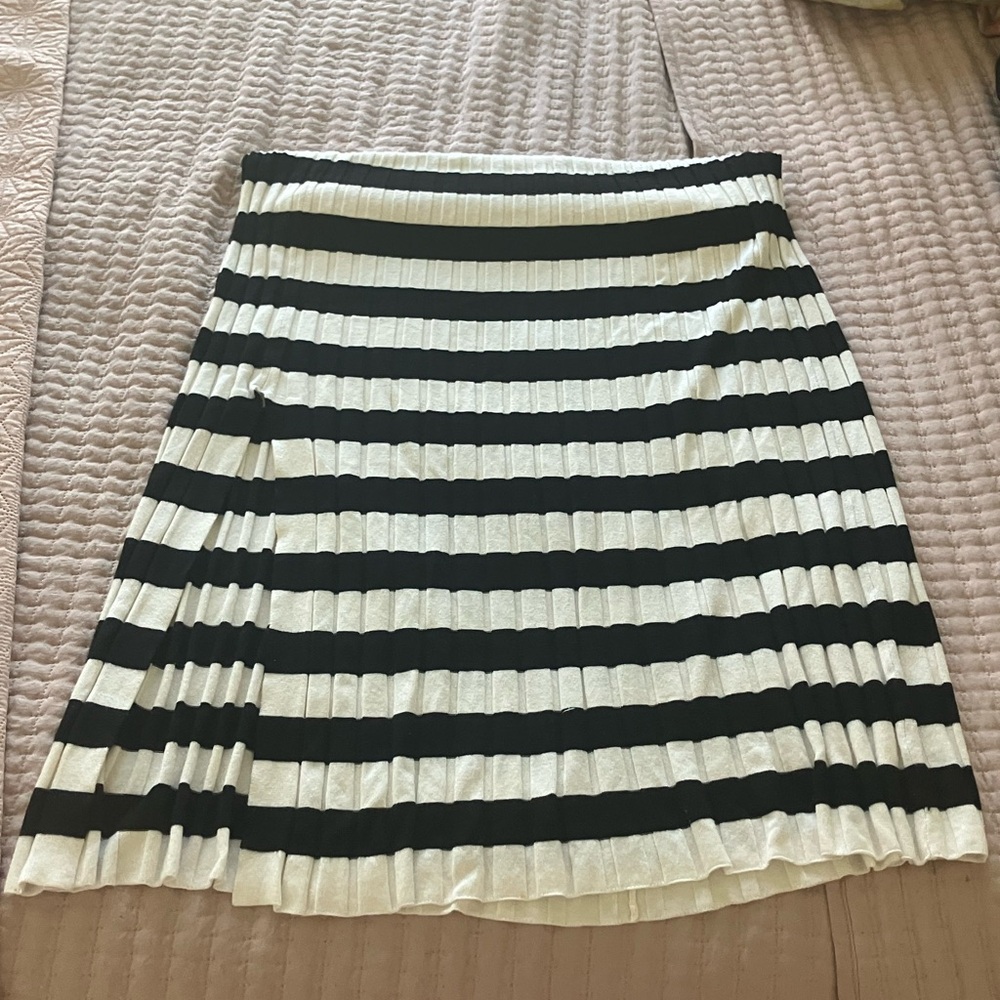 a new day Black and White Pleated A-Line Skirt
